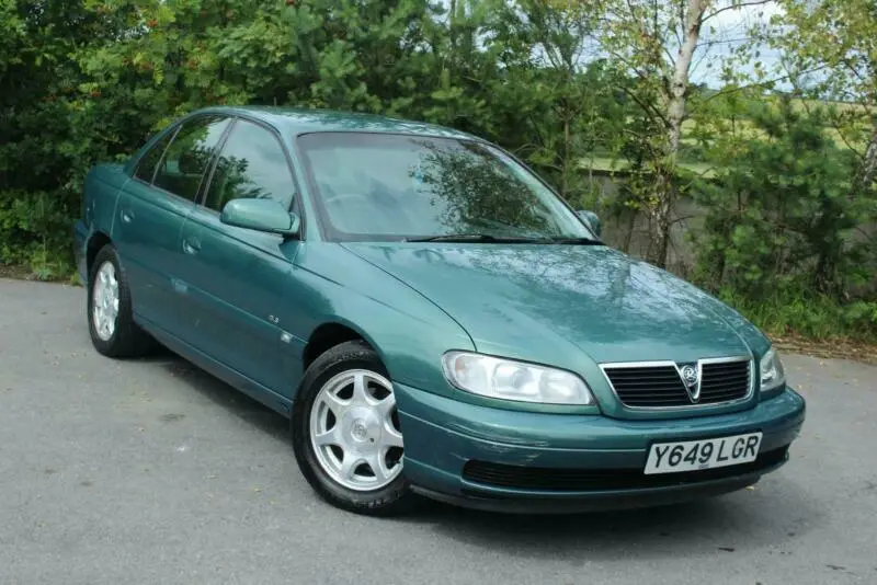 Opel Omega Omega 2.2 16V Comfort 3