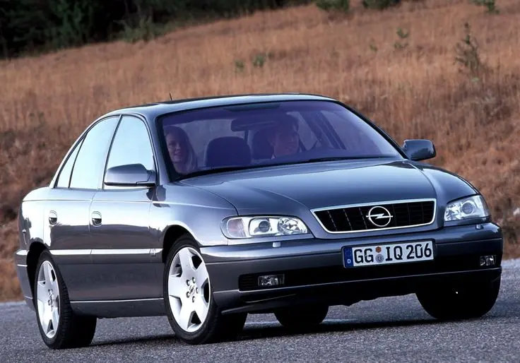 Opel Omega Omega 2.5 DTI Elegance 6