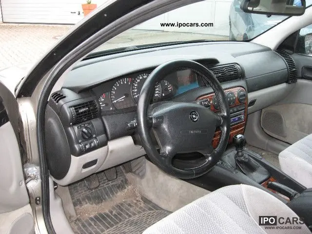 Opel Omega Omega 2.5 Sport 6