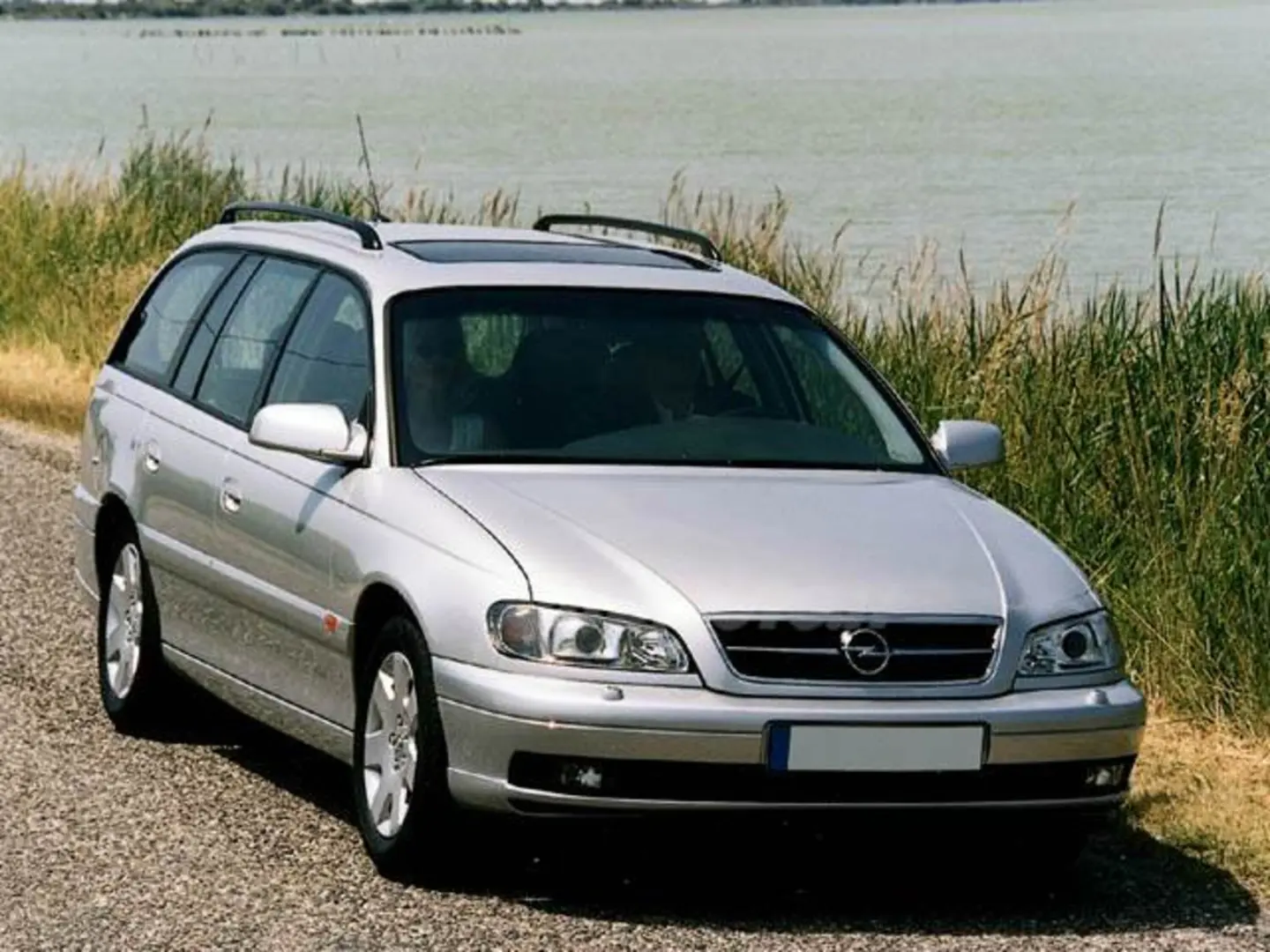 Opel Omega Omega 2.5 TD CD 5
