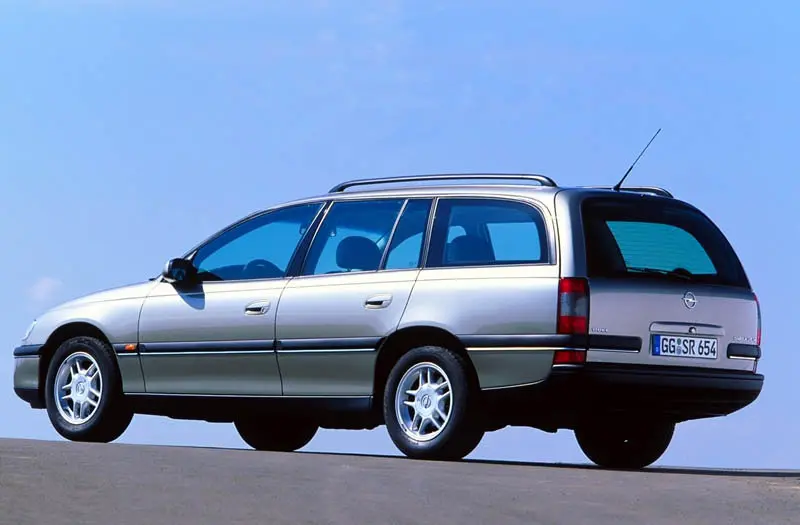 Opel Omega Omega 2.5 TD Elegance 4