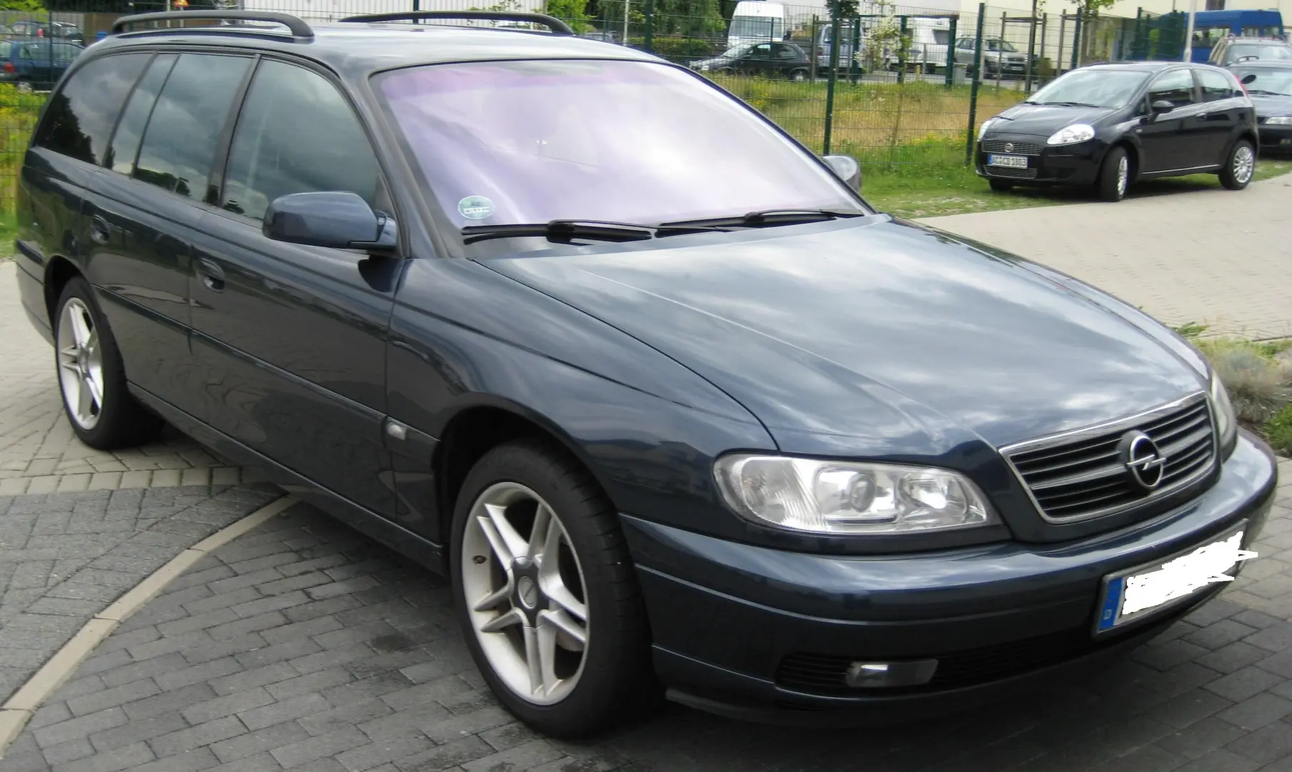 Opel Omega Omega 2.5 V6 Elegance 6