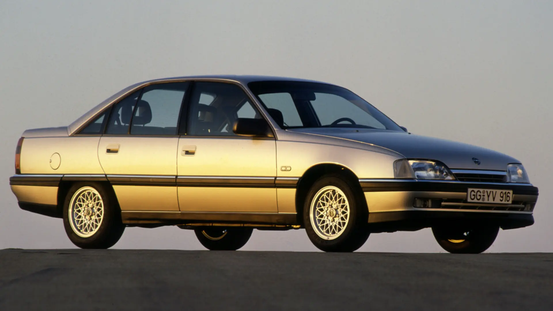 Opel Omega Omega 2.6 GL 5