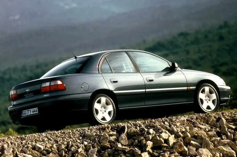 Opel Omega Omega 2.5 DTI Elegance 1
