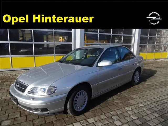 Opel Omega Omega 2.6 V6 Elegance 7