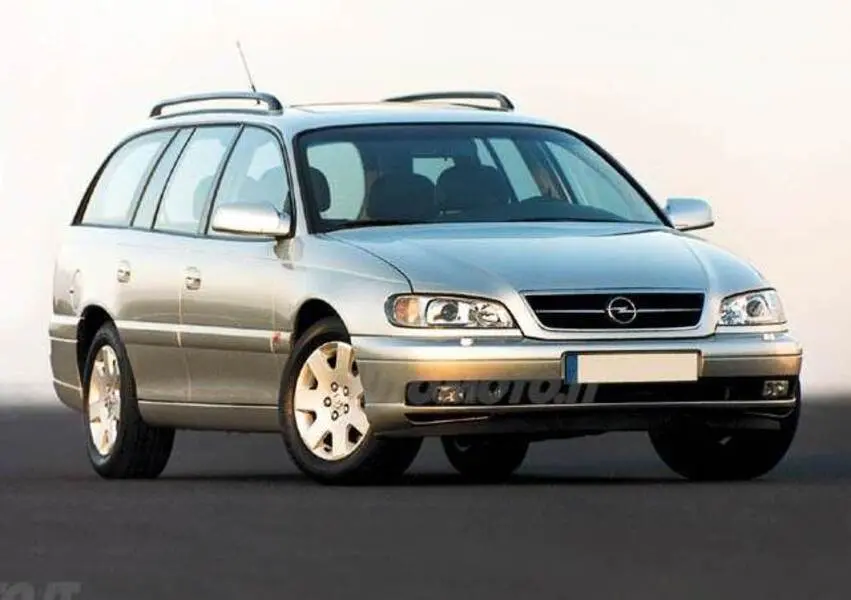 Opel Omega Omega 2.6 V6 Elegance 5