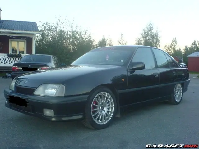 Opel Omega Omega 3.0 24V 1