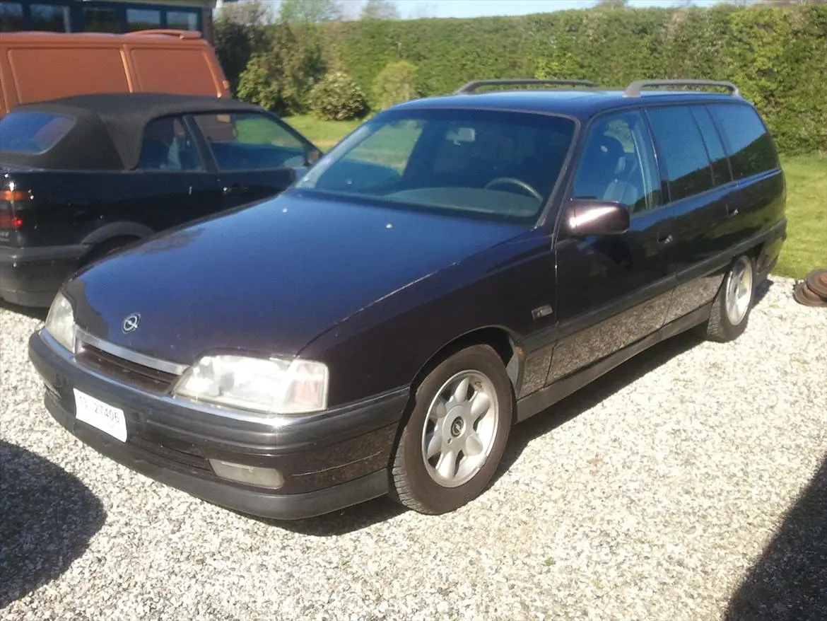 Opel Omega Omega 3.0 24V 1
