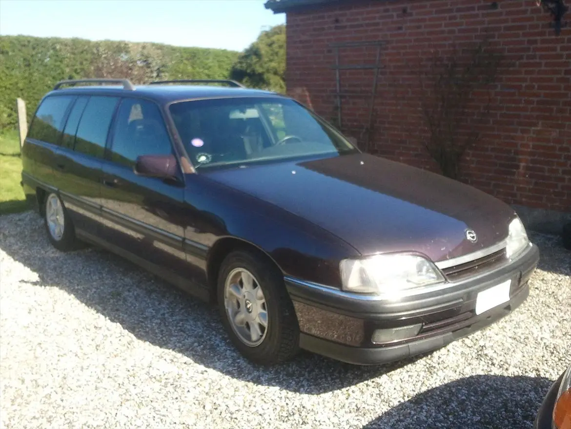 Opel Omega Omega 3.0 24V 2