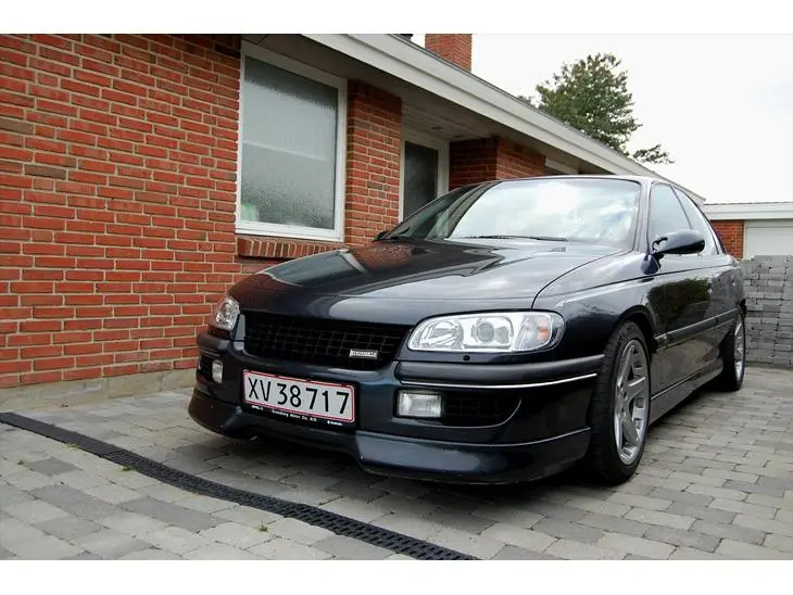 Opel Omega Omega 3.0 MV6 3