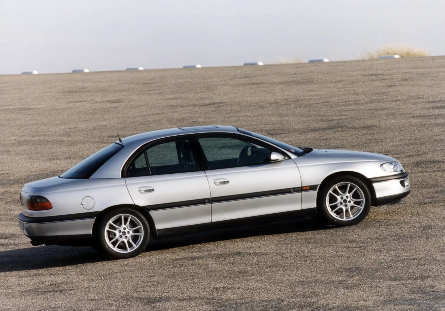 Opel Omega Omega 3.0 Sport 6