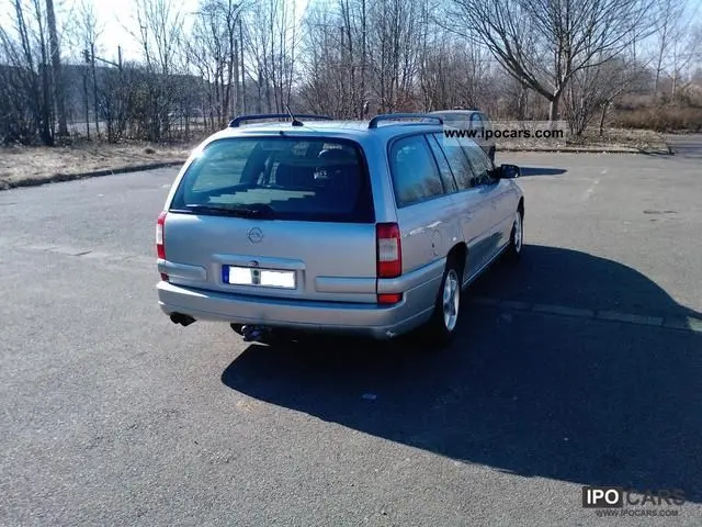 Opel Omega Omega 3.0 V6 Executive 4