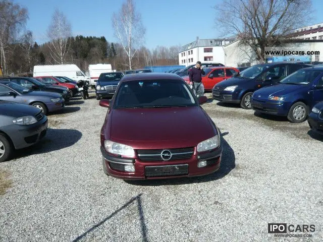 Opel Omega Omega 3.0 V6 Sport 2