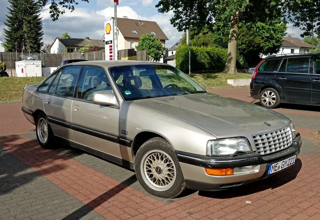 Opel Senator Senator 3.0 24V CD 4