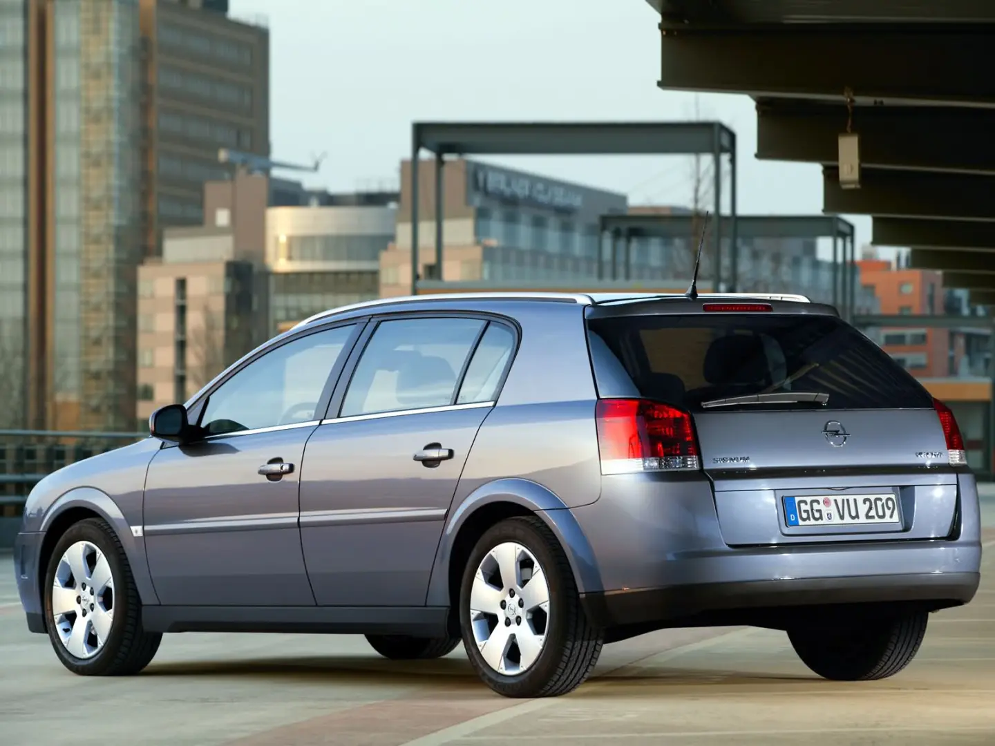 Opel Signum Signum 1.8 4
