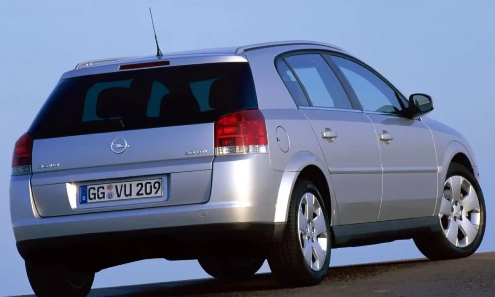 Opel Signum Signum 2.0 DTI Elegance 7