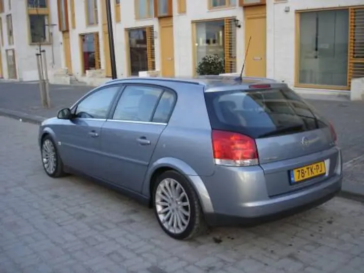 Opel Signum Signum 3.2 V6 Cosmo 3