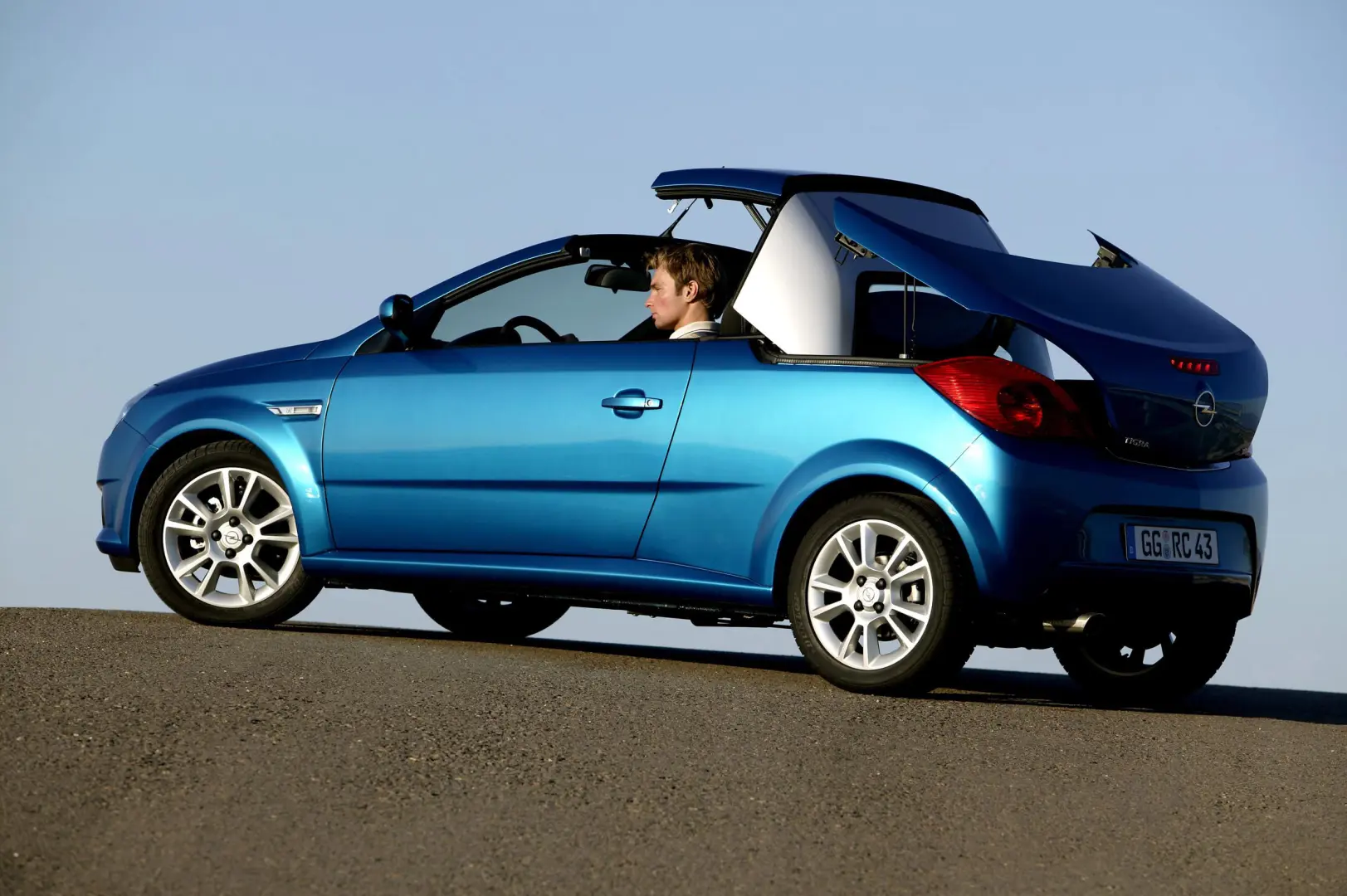 Opel Tigra Tigra 1.8 16V Sport Easytronic 3