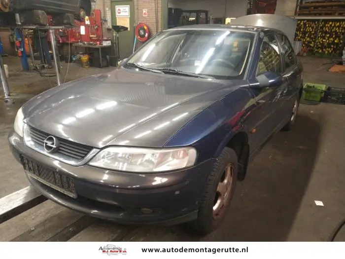 Opel Vectra Vectra 1.6 16V 1