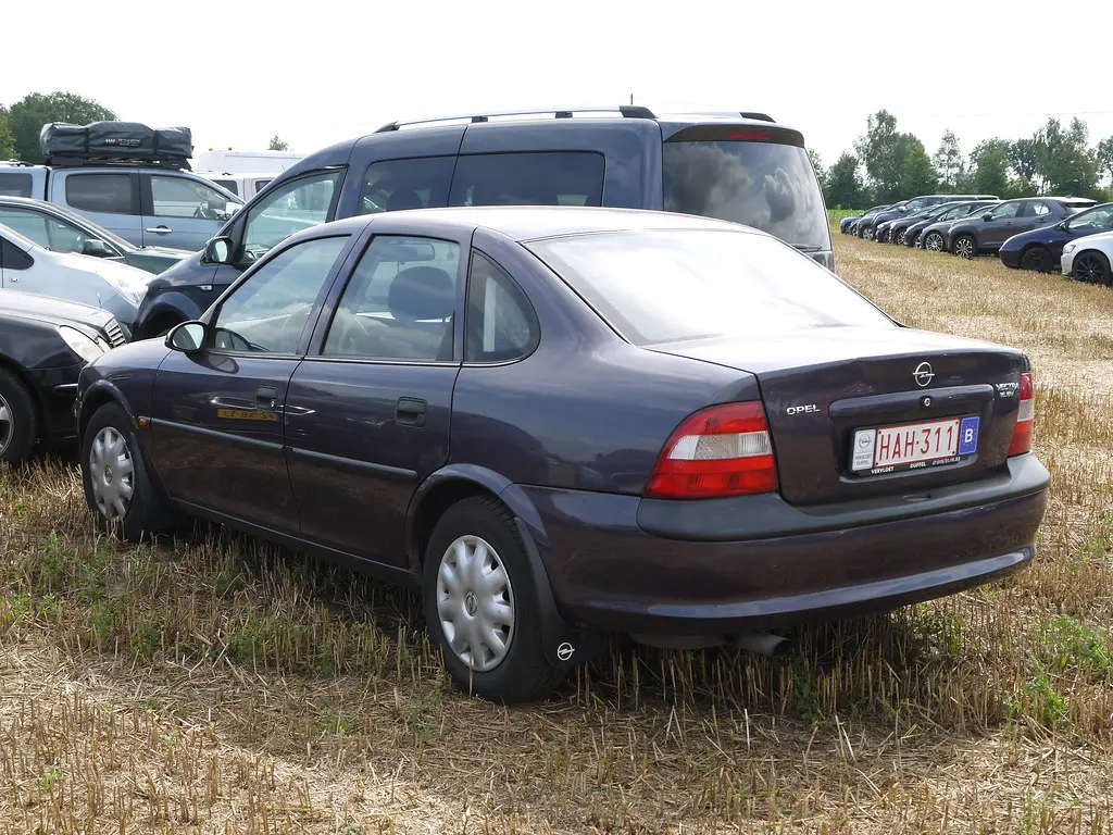Opel Vectra Vectra 1.6 16V GL 6