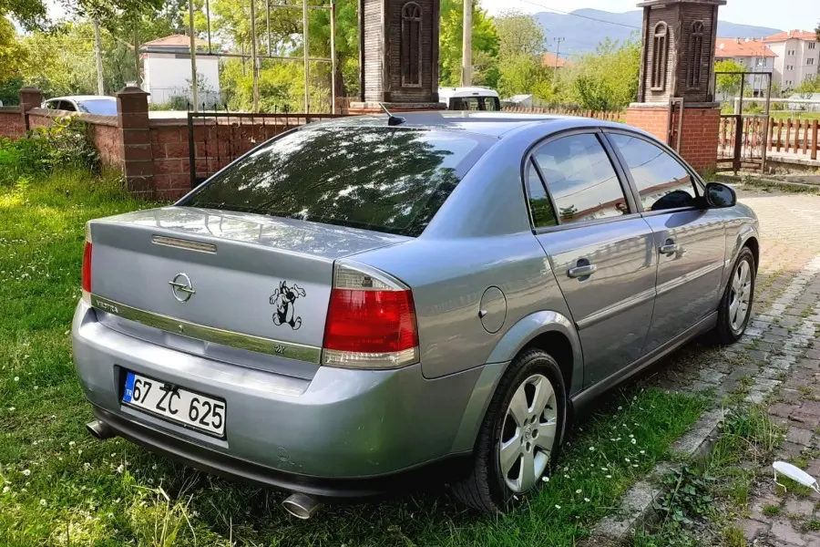 Opel Vectra Vectra 1.6 Comfort 5