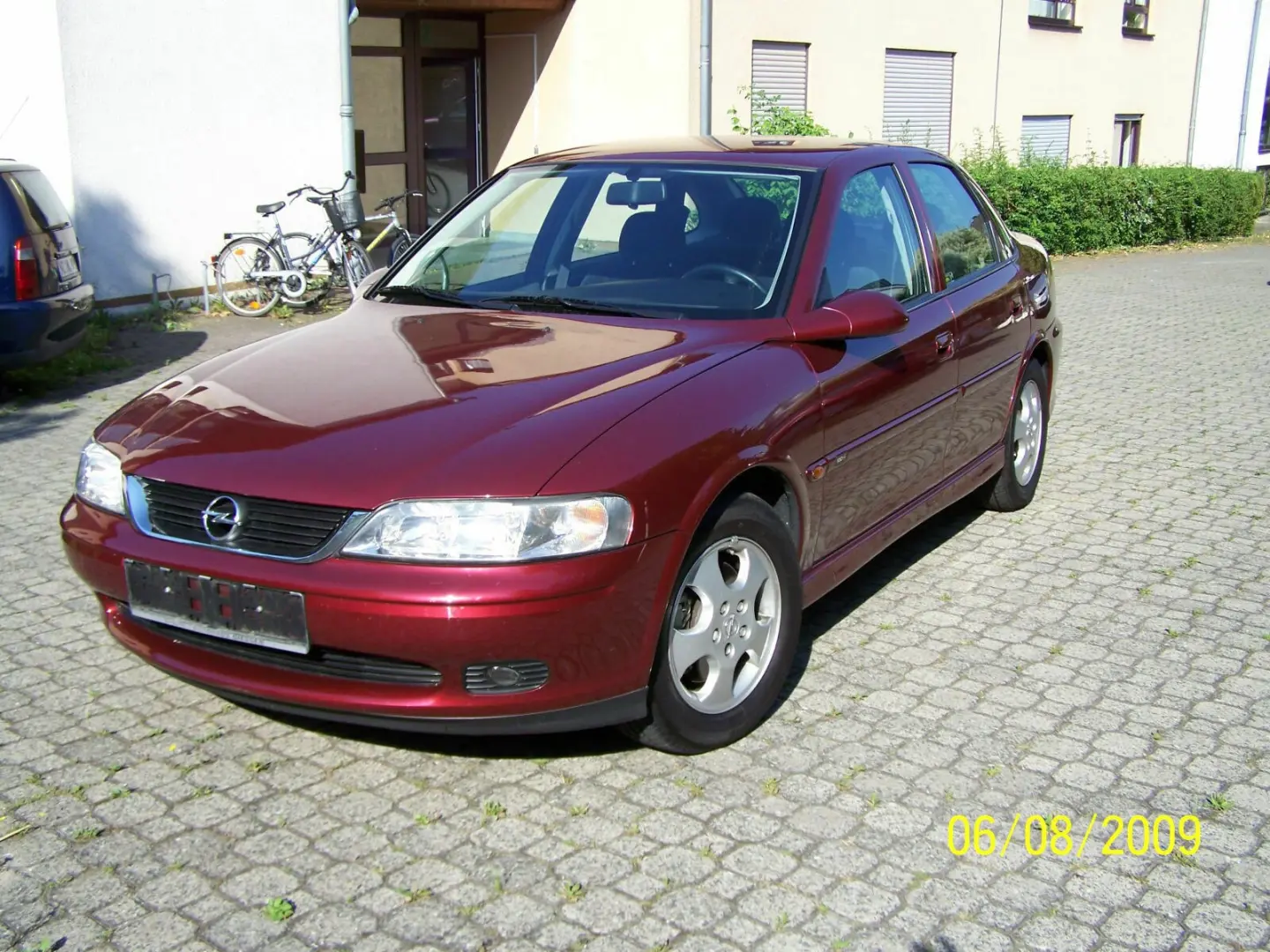 Opel Vectra Vectra 1.6 Edition 4