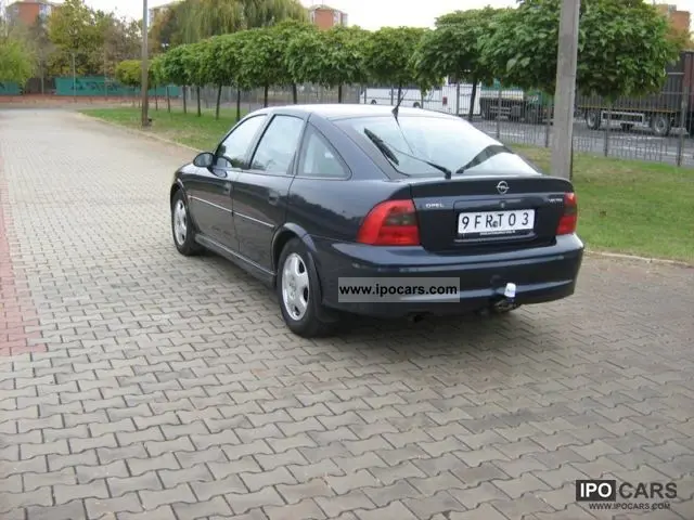 Opel Vectra Vectra 1.6 Elegance 7