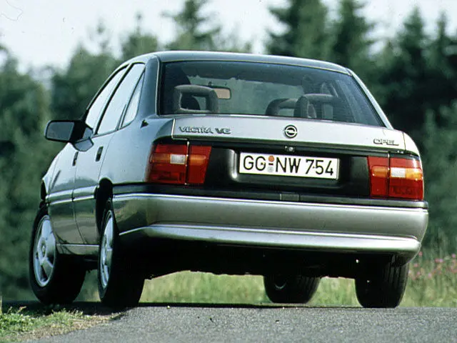 Opel Vectra Vectra 2.0 GL 3