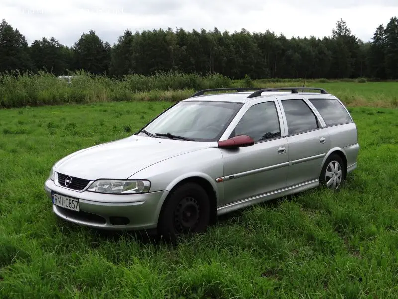 Opel Vectra Vectra 1.8 16V CD 3