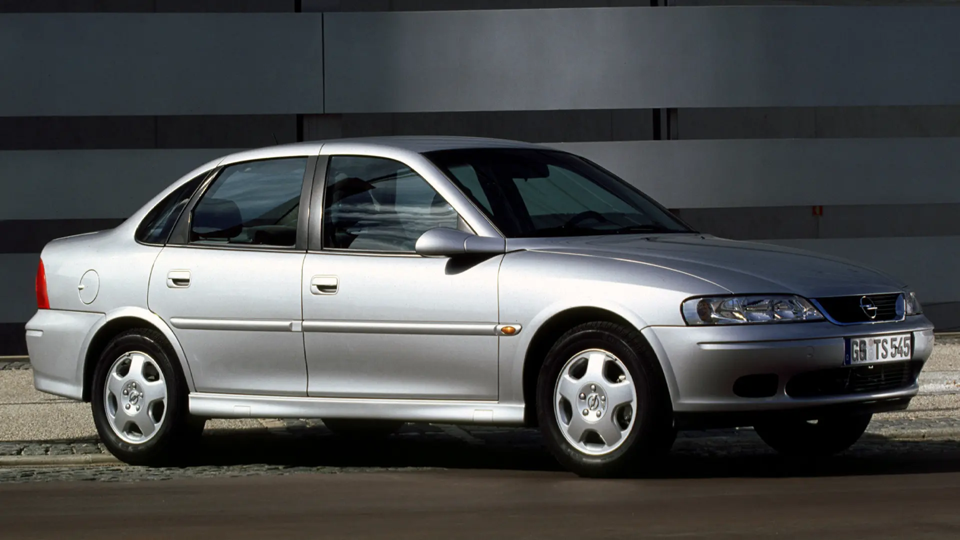 Opel Vectra Vectra 2.0 16V CD 4
