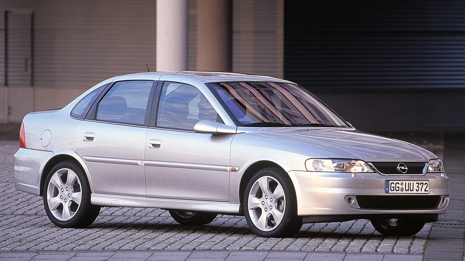 Opel Vectra Vectra 1.8 16V CD 6