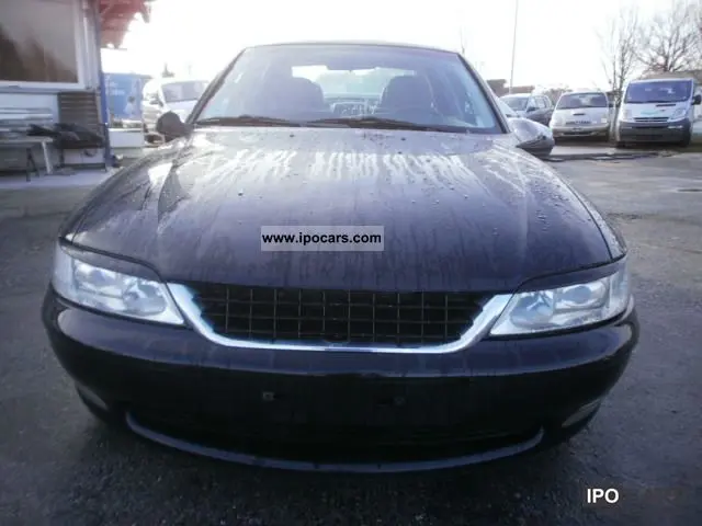 Opel Vectra Vectra 1.8 Elegance 2