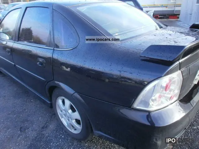 Opel Vectra Vectra 1.8 Elegance 4