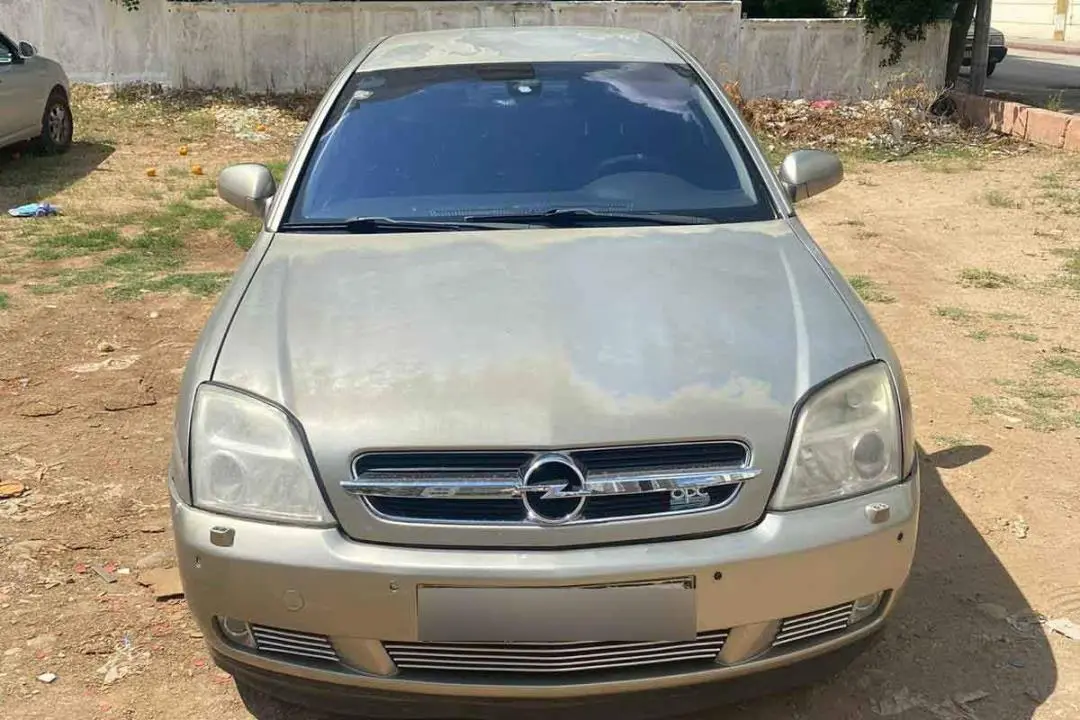 Opel Vectra Vectra 1.8 Elegance CVT 2