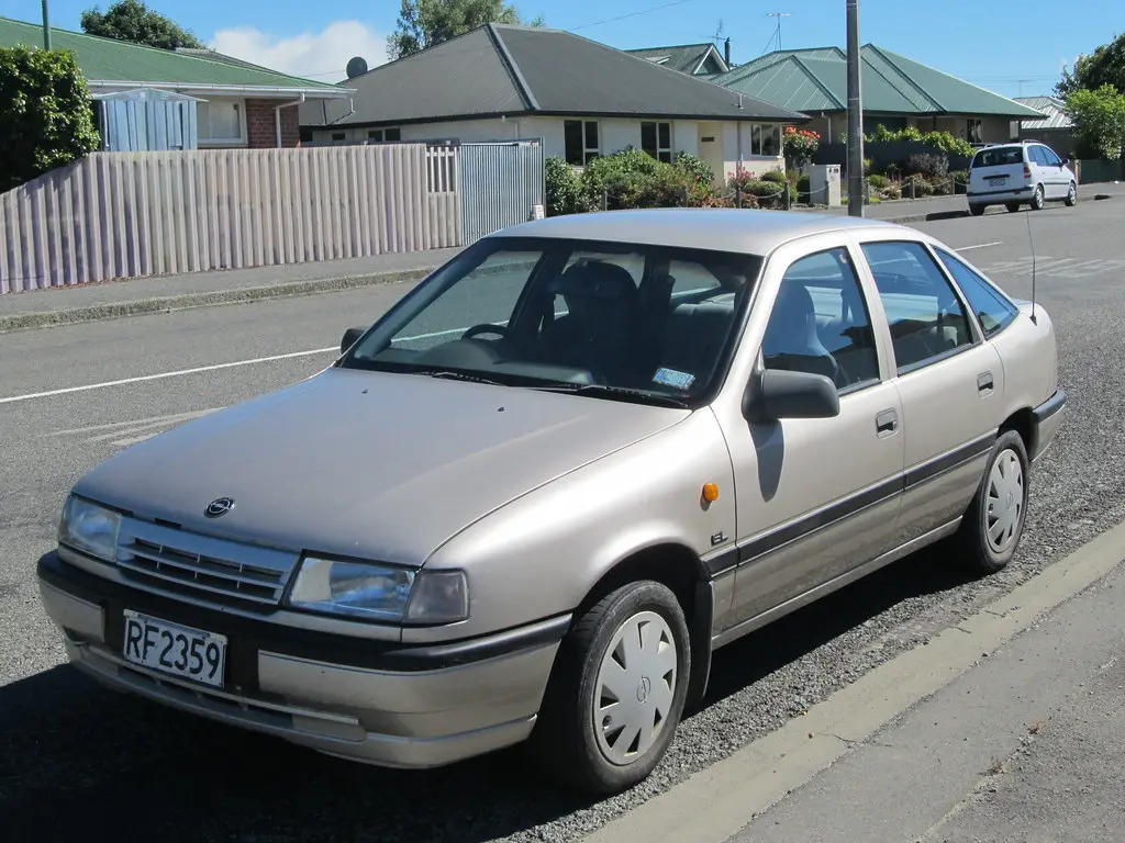 Opel Vectra Vectra 1.8 GL 2