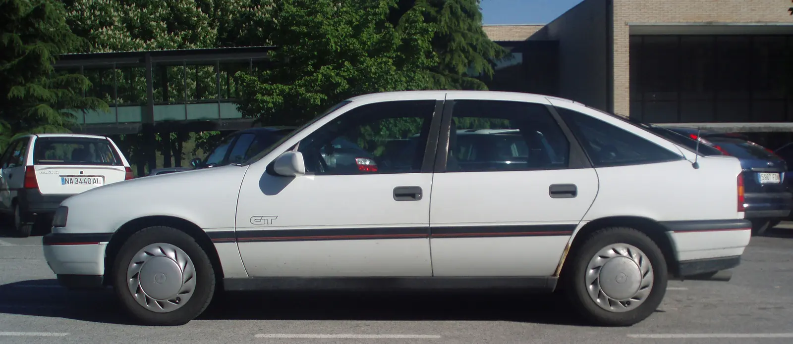 Opel Vectra Vectra 1.8 GL 6