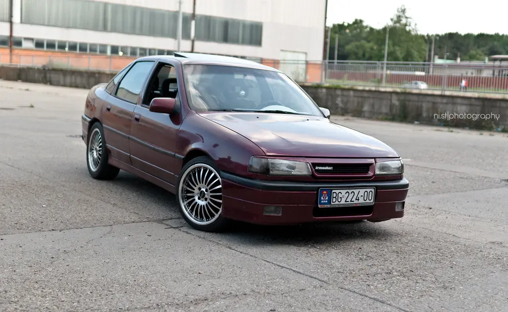 Opel Vectra Vectra 2.0 16V 100.Yıl 2