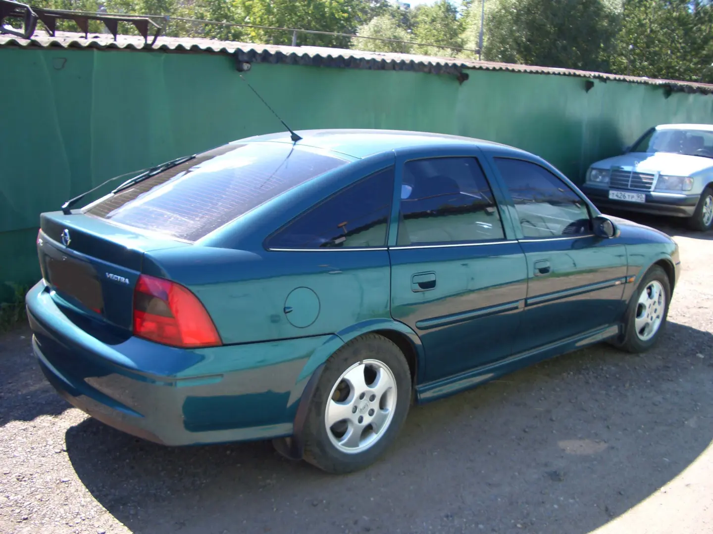 Opel Vectra Vectra 2.0 16V 100.Yıl 4