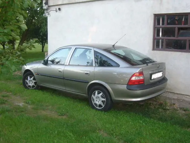 Opel Vectra Vectra 2.0 16V CD 5