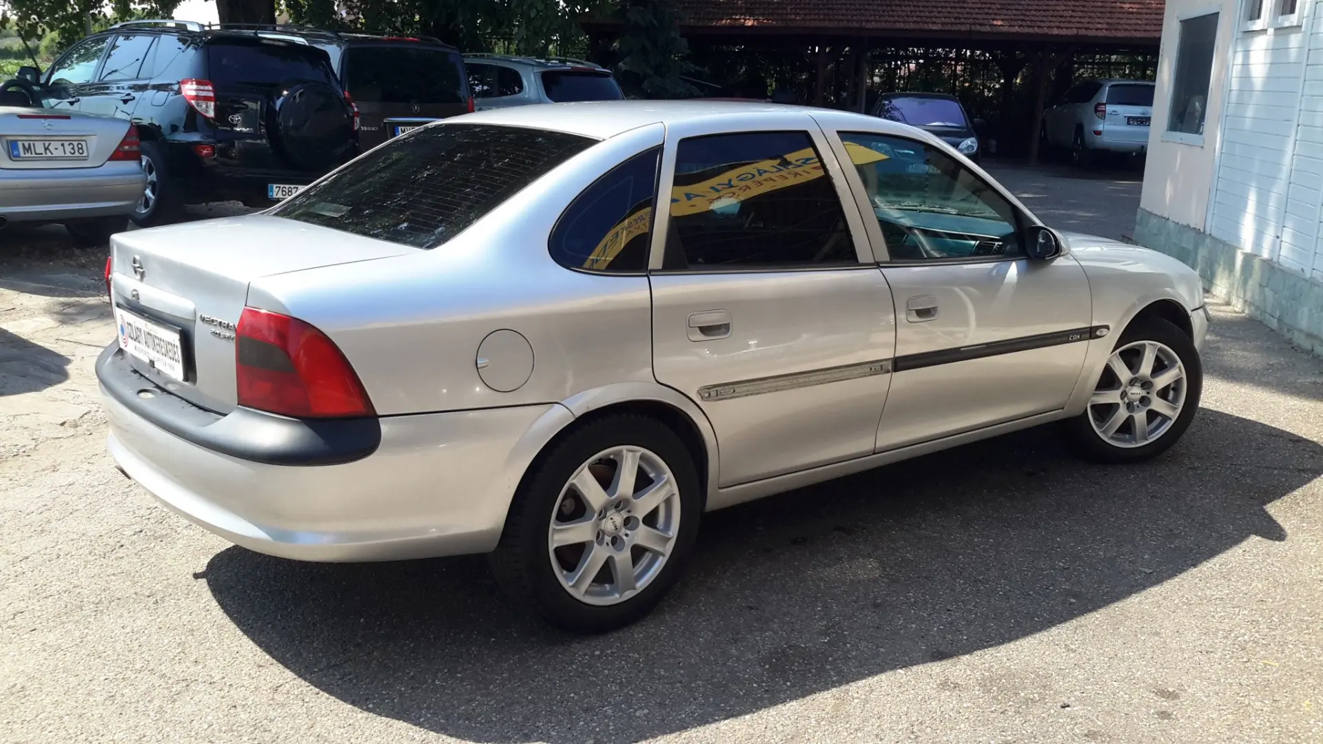 Opel Vectra Vectra 2.0 16V CDX 5