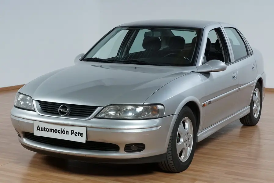 Opel Vectra Vectra 2.0 DTI CD 5
