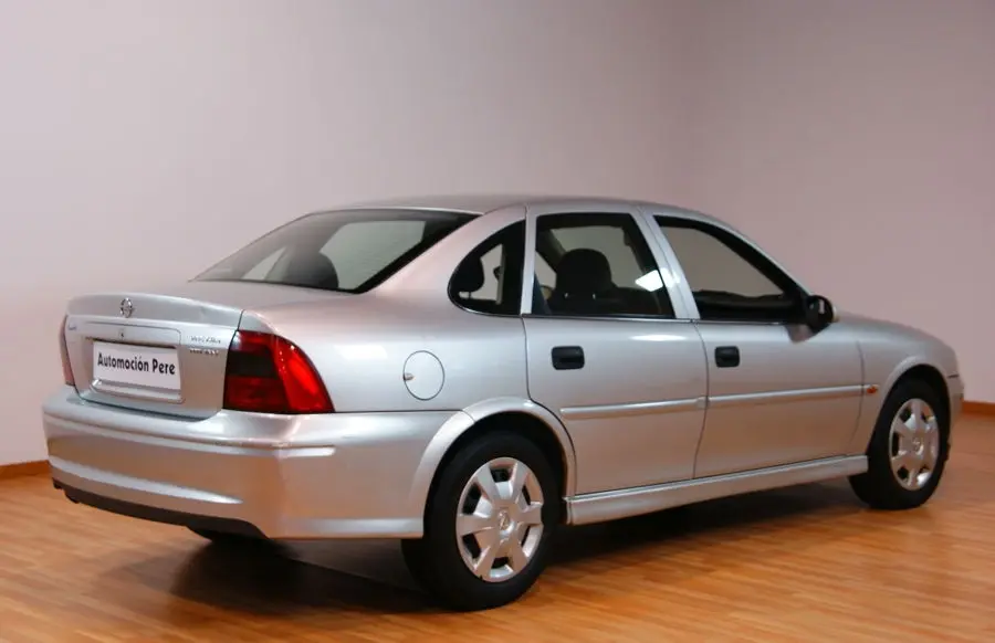 Opel Vectra Vectra 2.0 DTI Comfort 4