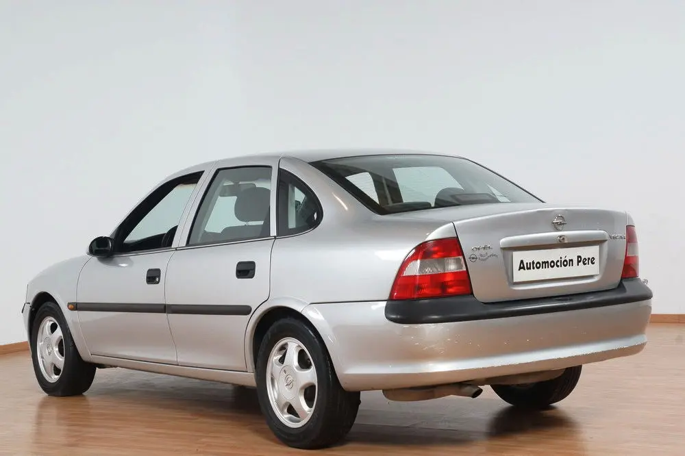 Opel Vectra Vectra 2.0 DTI Comfort 6
