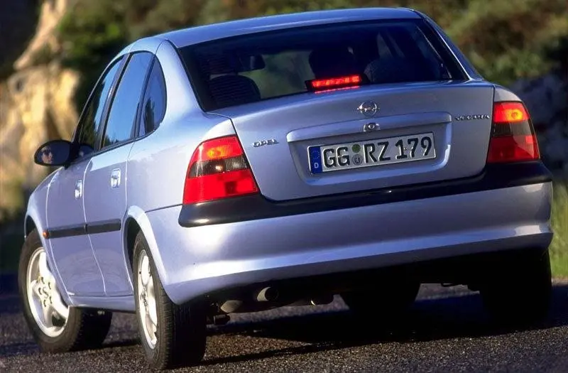 Opel Vectra Vectra 2.0 16V CDX 3
