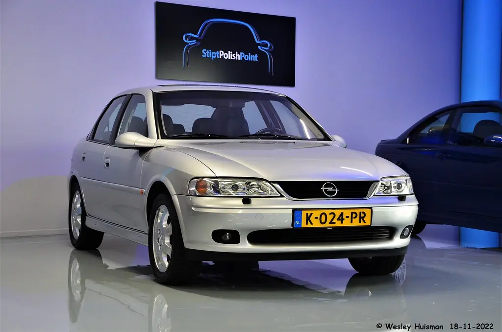 Opel Vectra Vectra 2.0 16V CDX 4