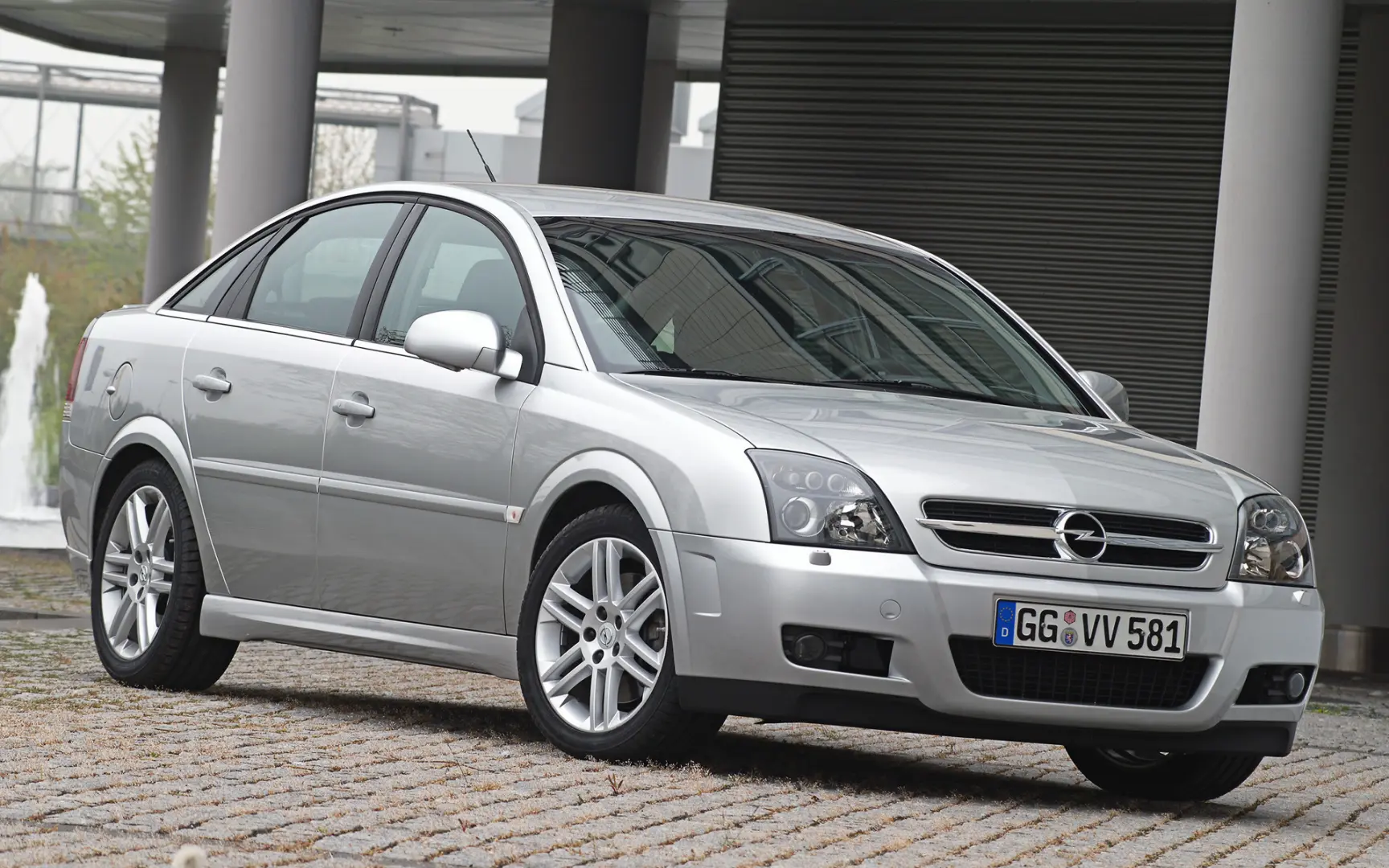 Opel Vectra Vectra 2.2 GTS Elegance 4