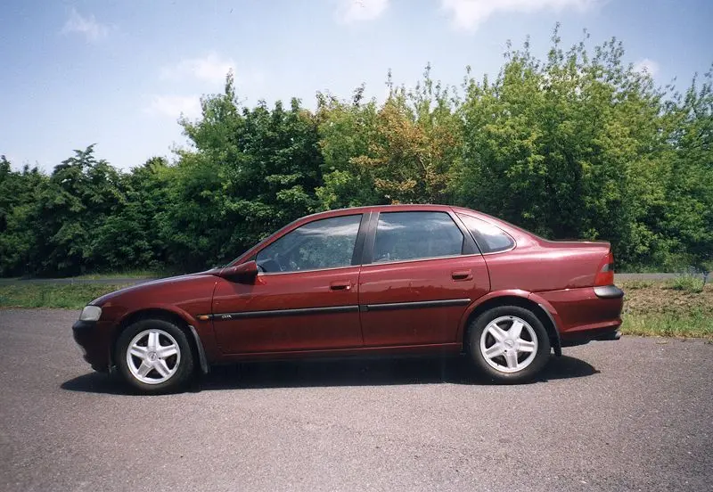 Opel Vectra Vectra 2.5 V6 CDX 7