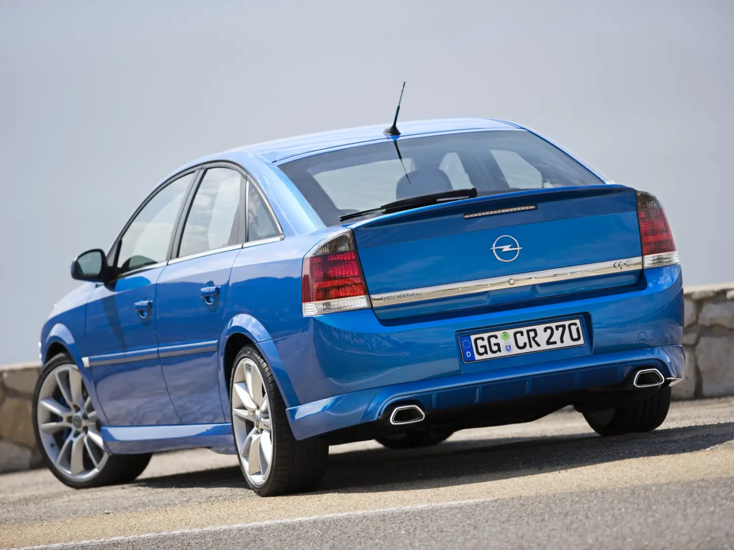Opel Vectra Vectra 2.6 V6 Sport 7