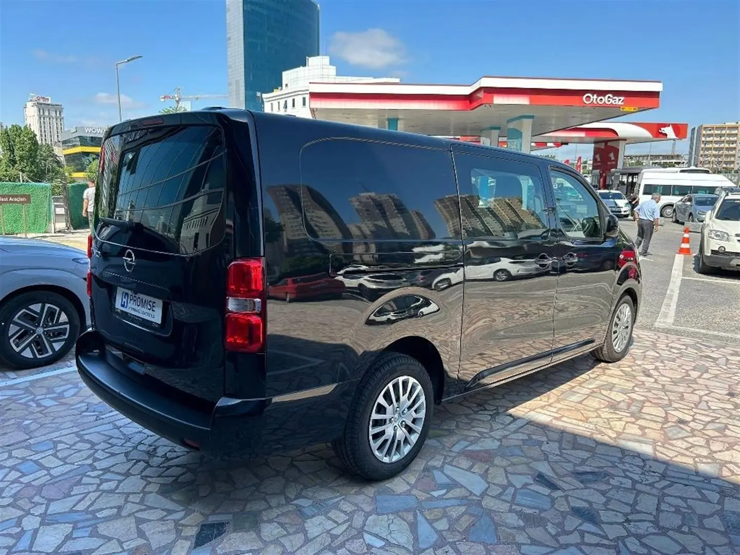 Opel Vivaro Vivaro 2.0 TD Cityvan Elegance XL 1