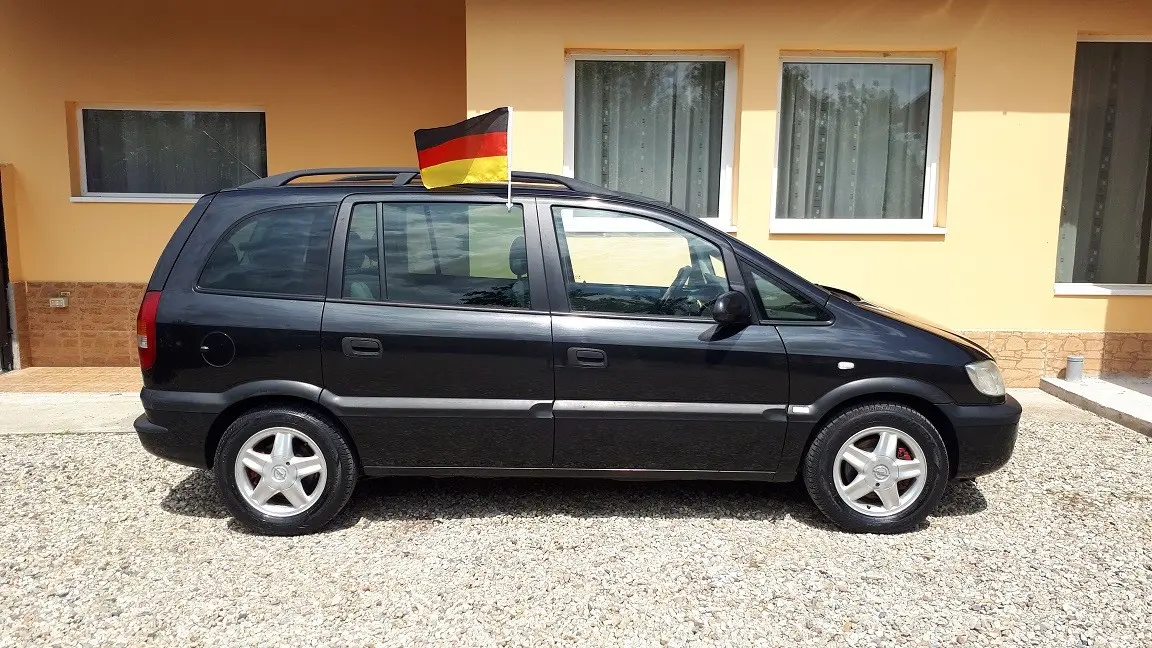 Opel Zafira Zafira 1.6 16V GL 1